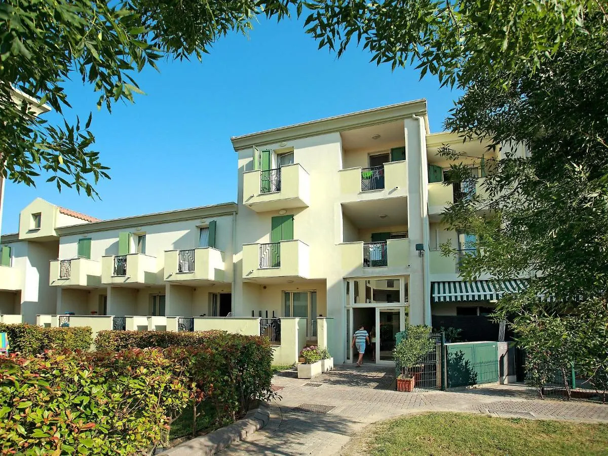 Apartment Robinia-Pinetine-2 By Interhome Duna Verde