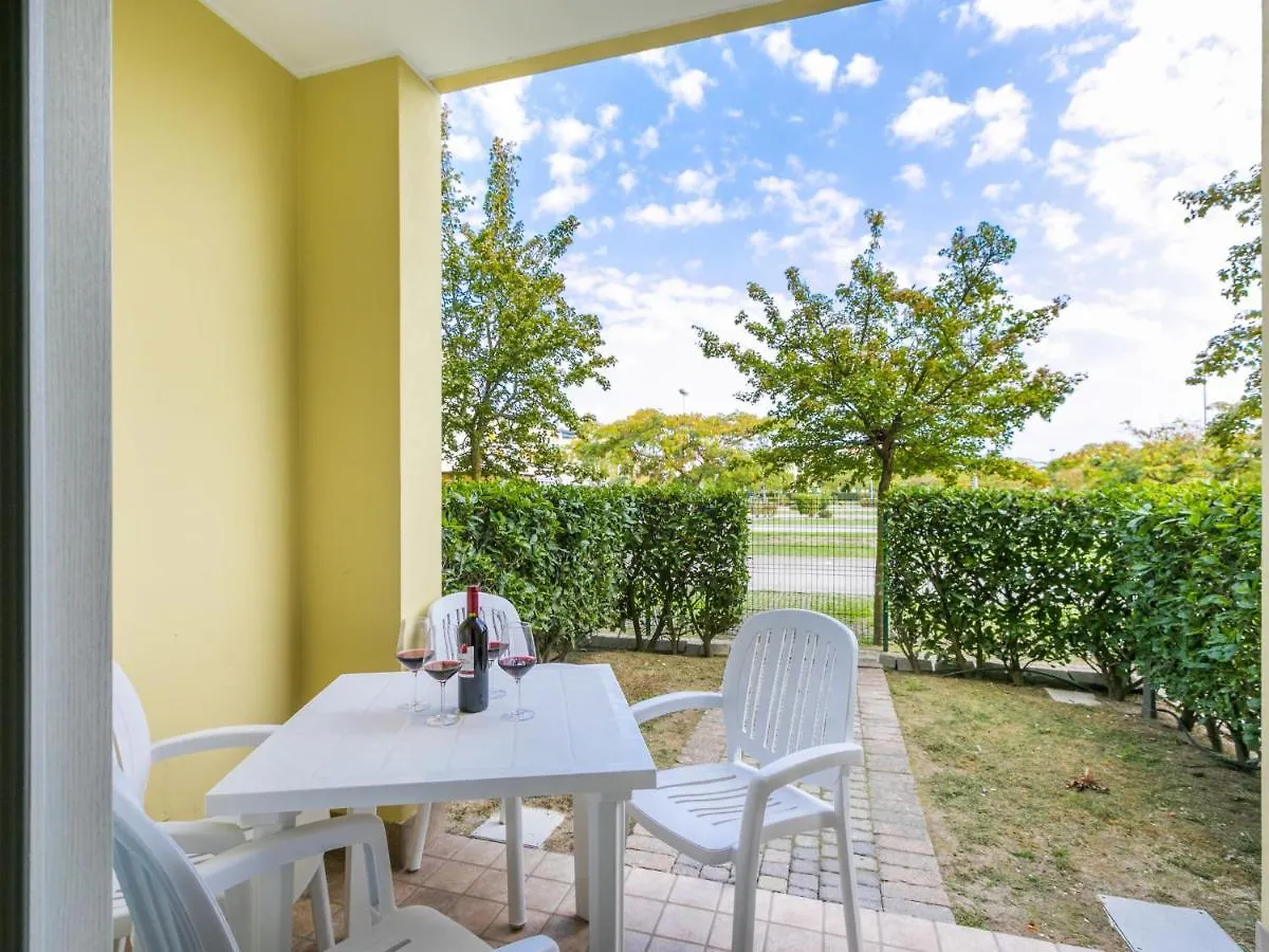 Apartment Robinia-Pinetine-2 By Interhome Duna Verde 0*,  Italie